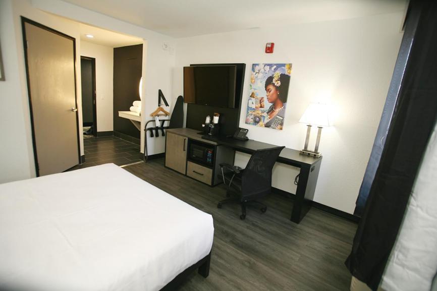 La Quinta By Wyndham Des Moines West Clive Ξενοδοχείο Εξωτερικό φωτογραφία