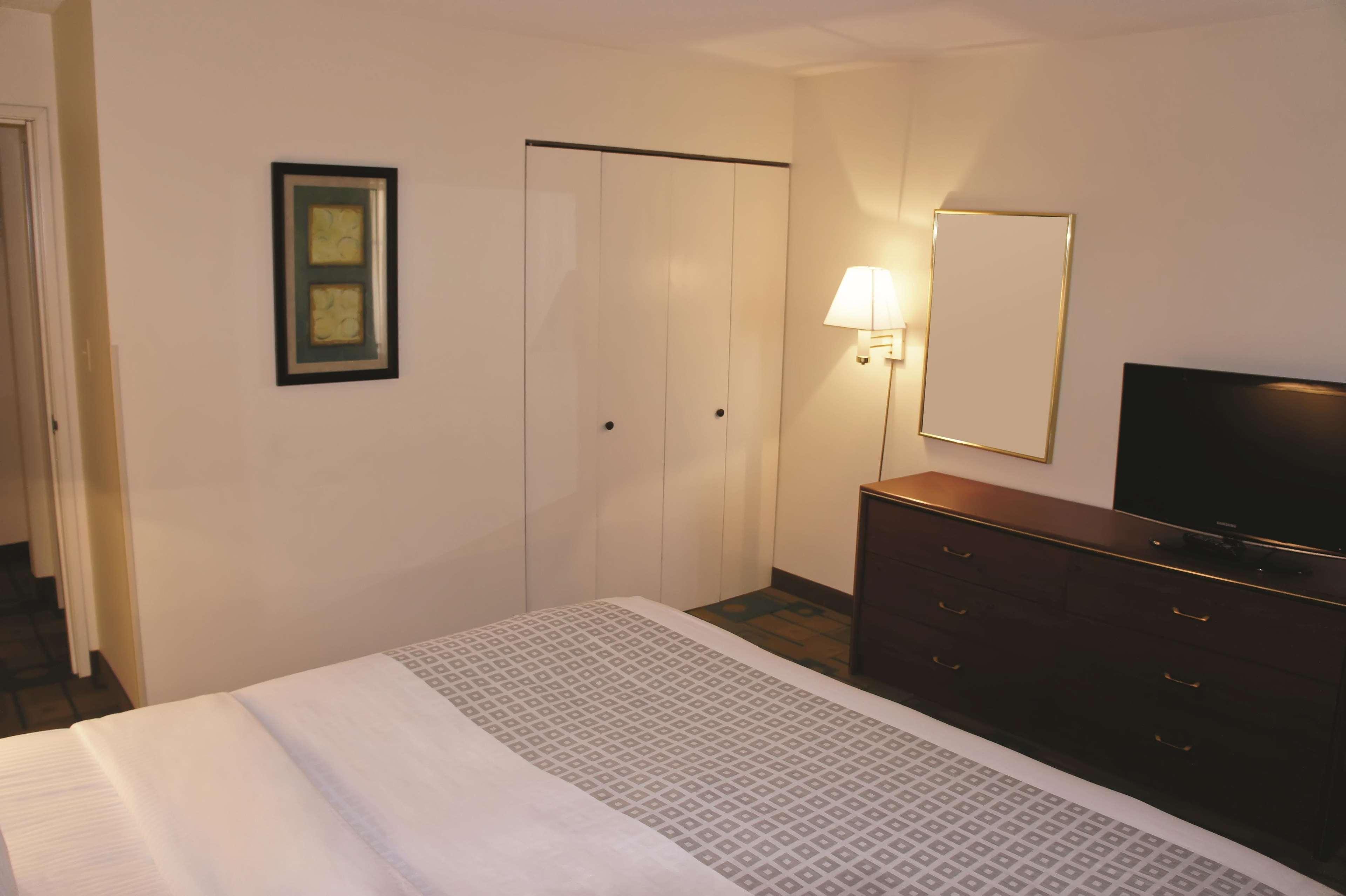 La Quinta By Wyndham Des Moines West Clive Ξενοδοχείο Εξωτερικό φωτογραφία