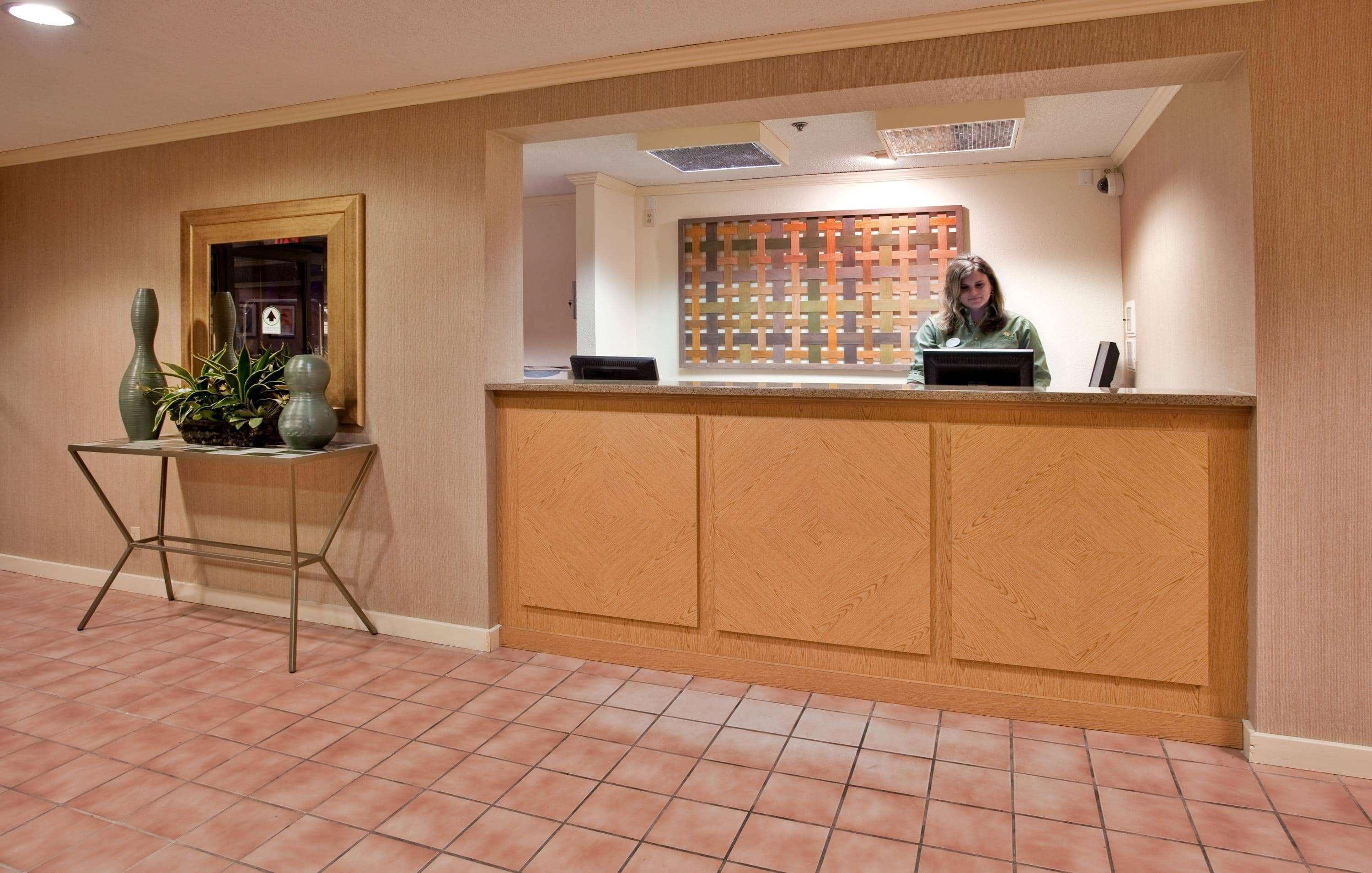 La Quinta By Wyndham Des Moines West Clive Ξενοδοχείο Εξωτερικό φωτογραφία