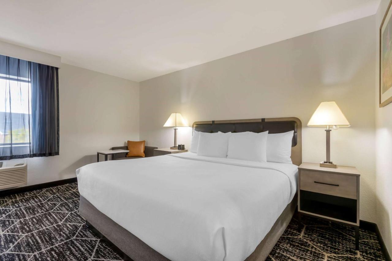 La Quinta By Wyndham Des Moines West Clive Ξενοδοχείο Εξωτερικό φωτογραφία