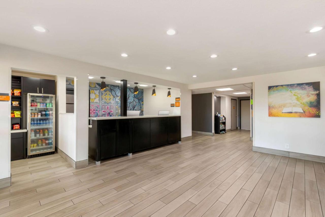 La Quinta By Wyndham Des Moines West Clive Ξενοδοχείο Εξωτερικό φωτογραφία